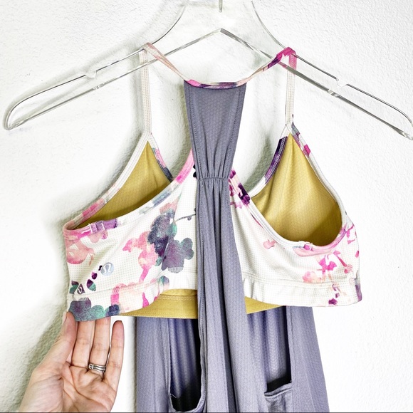 Lululemon Workout Tank with Attached Bra - Picture 4 of 7